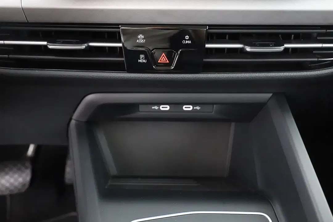 Volkswagen Golf - Thumbnail 11