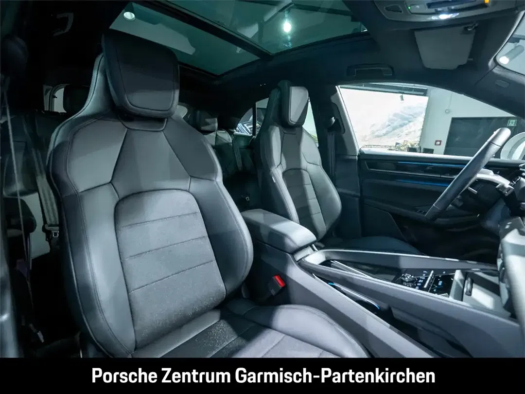 Porsche Macan - Thumbnail 10