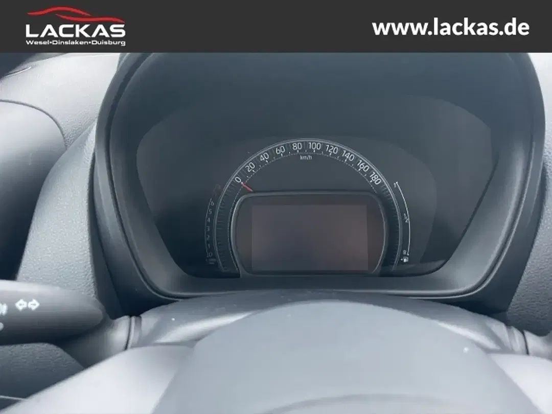 Toyota Aygo X - Thumbnail 12