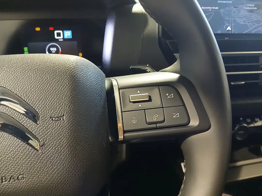 Citroen C4 X - Thumbnail 10