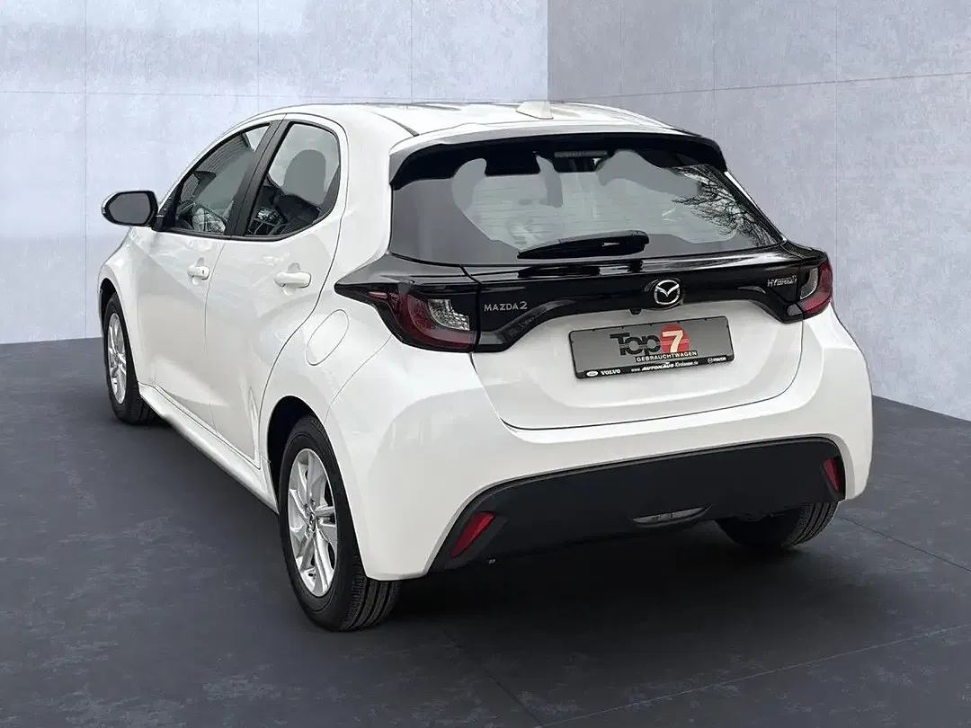 Mazda 2 - Thumbnail 3