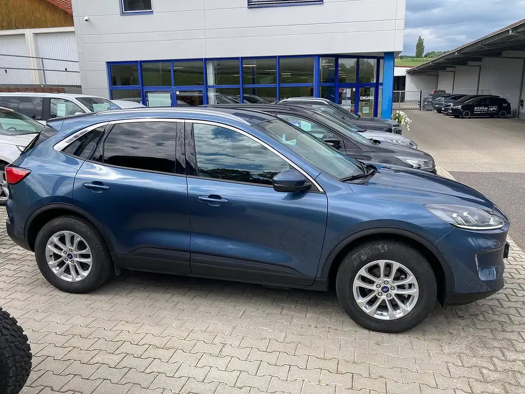 Ford Kuga - Thumbnail 6
