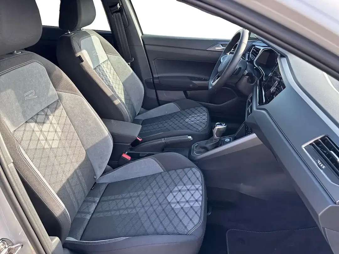 Volkswagen Taigo 1.0 TSI DSG R-Line - foto 15