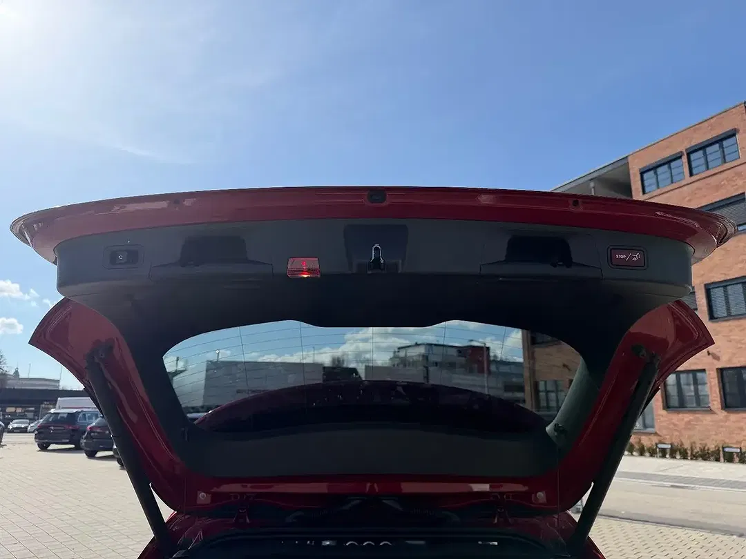 Mercedes-Benz GLA 200 - Thumbnail 10