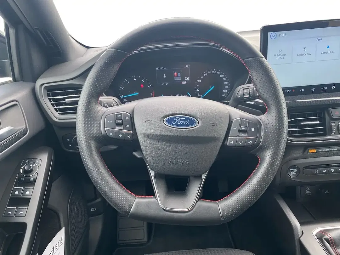 Ford Focus - Thumbnail 12