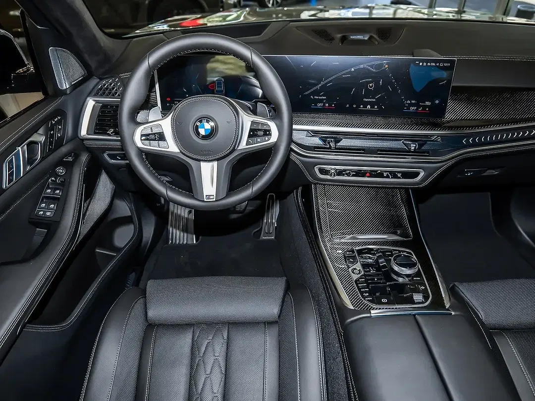 BMW X7 - Thumbnail 15