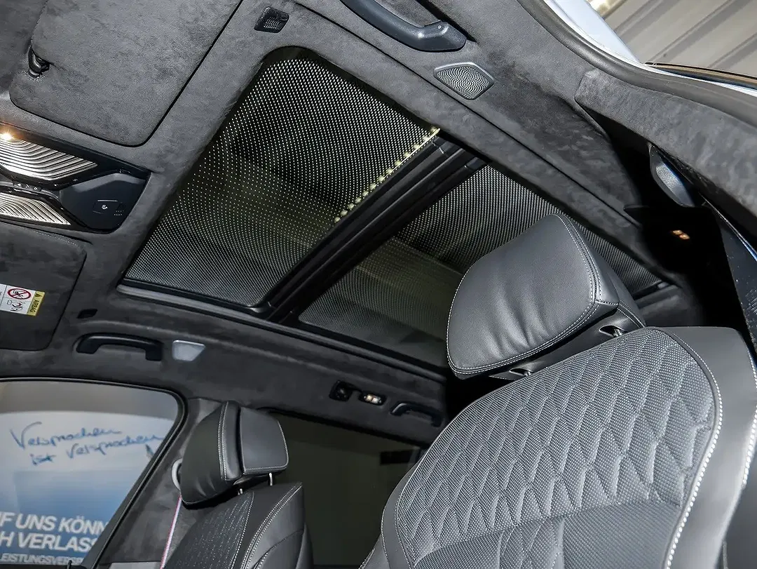 BMW X7 - Thumbnail 6