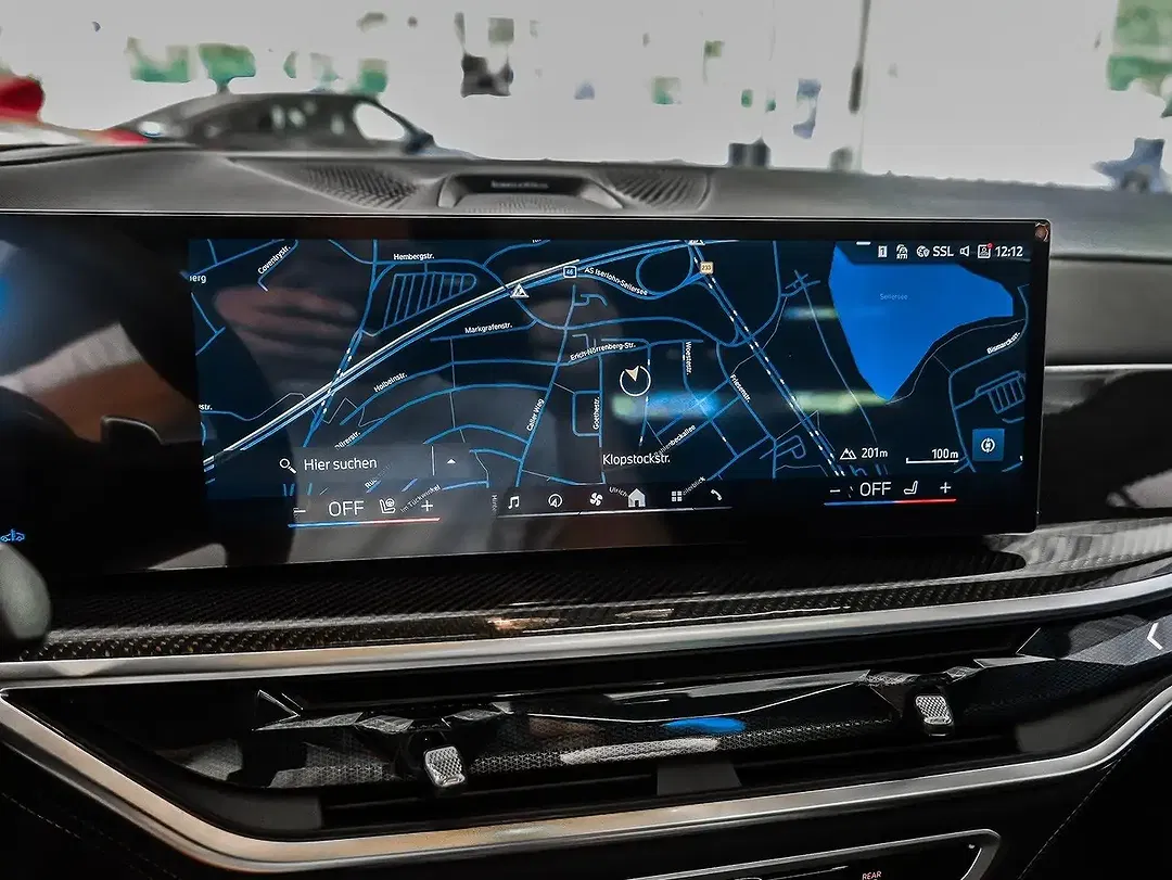 BMW X7 - Thumbnail 8