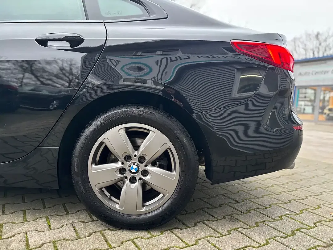 BMW 218 - Thumbnail 11