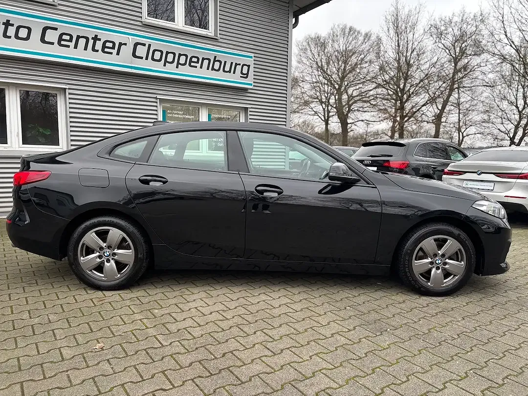BMW 218 - Thumbnail 8