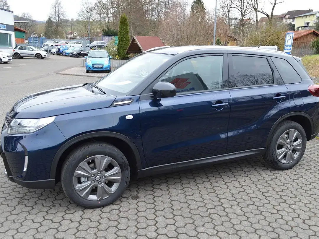 Suzuki Vitara - Thumbnail 3