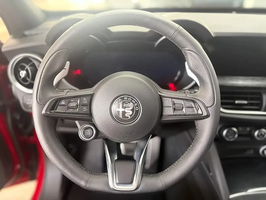 Alfa Romeo Stelvio - Thumbnail 13