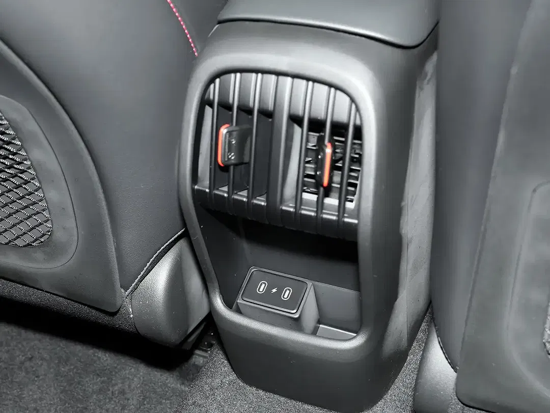 Hyundai KONA - Thumbnail 18