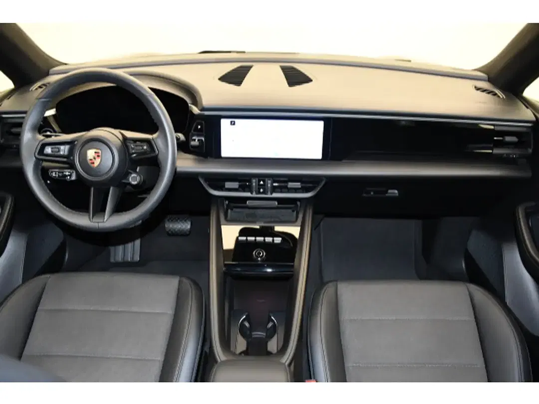 Porsche Macan - Thumbnail 3