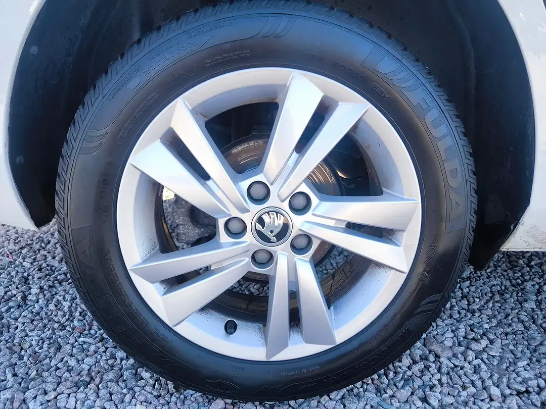 Skoda Fabia - Thumbnail 6