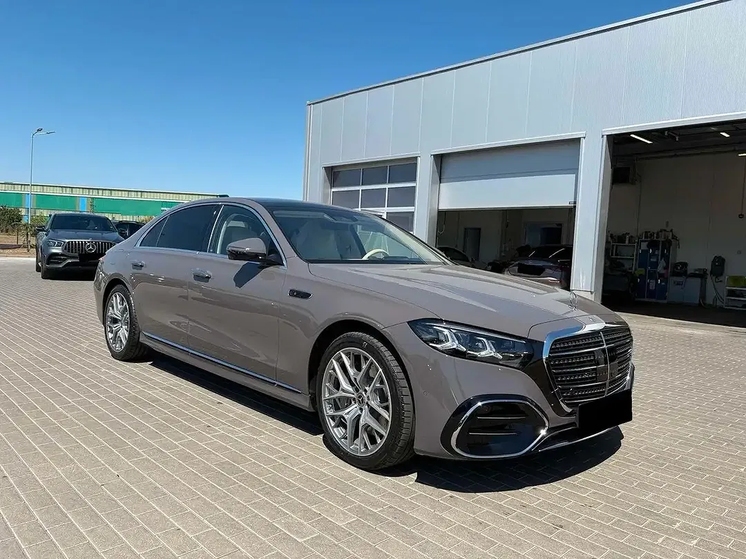 Mercedes-Benz S 450 4MATIC AMG - foto 1