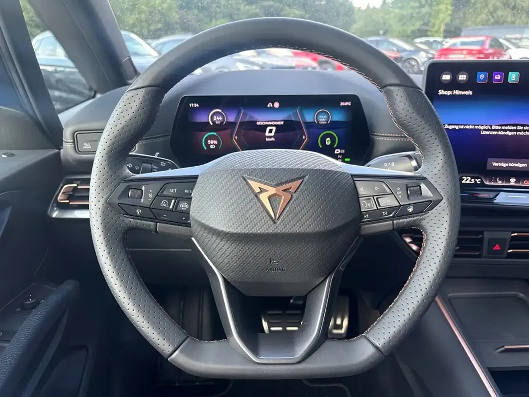 CUPRA Born - Thumbnail 11