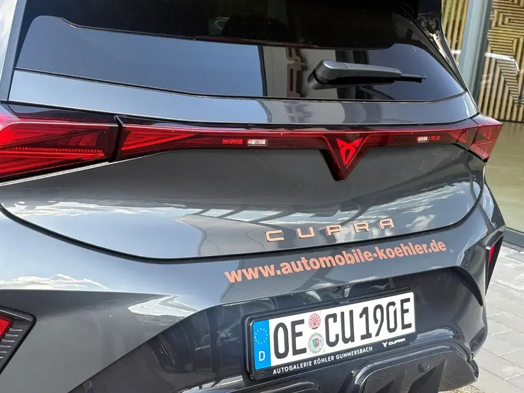 CUPRA Born - Thumbnail 9