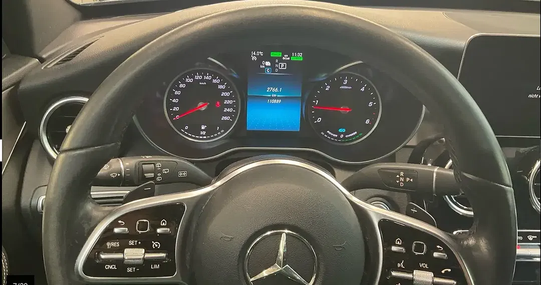 Mercedes-Benz C 300 - Thumbnail 5