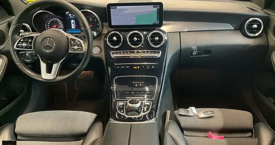 Mercedes-Benz C 300 - Thumbnail 6