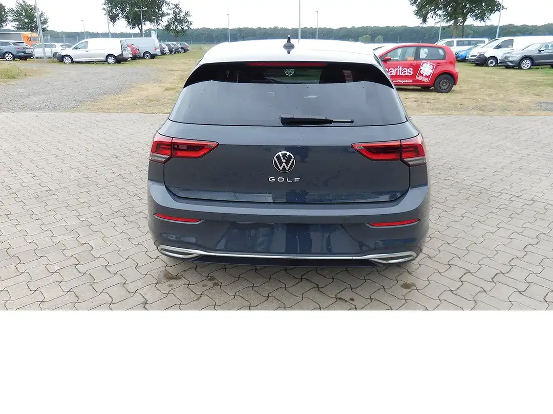 Volkswagen Golf - Thumbnail 4