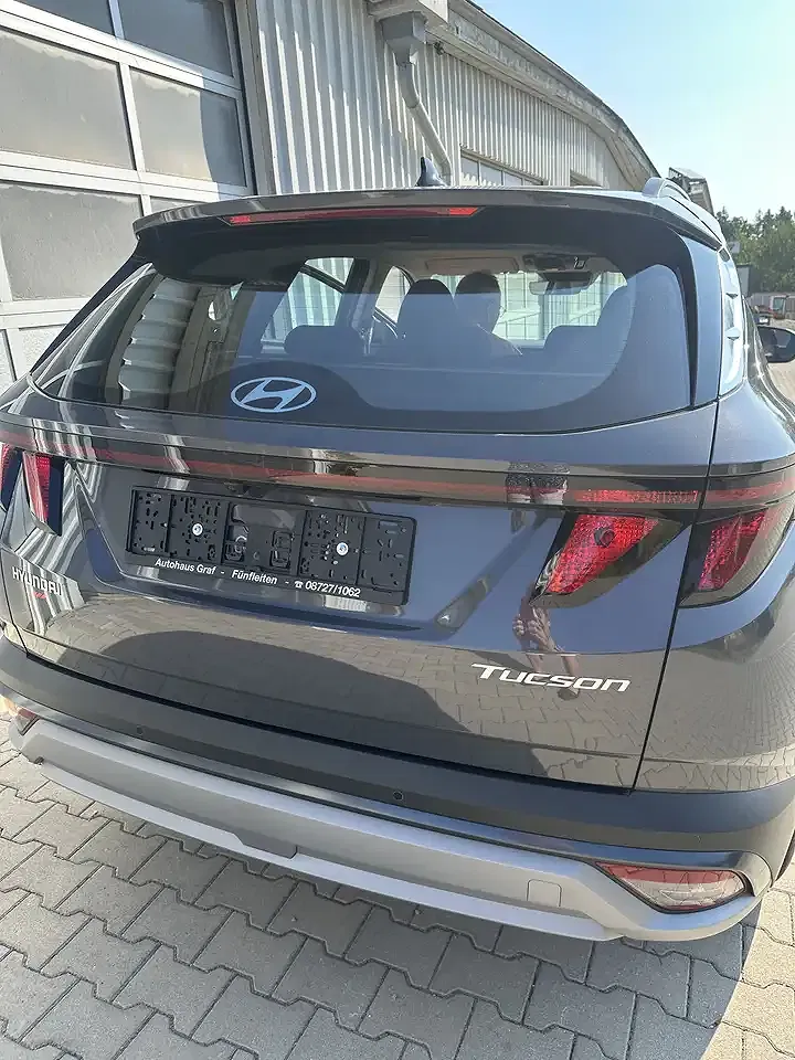 Hyundai TUCSON - Thumbnail 3