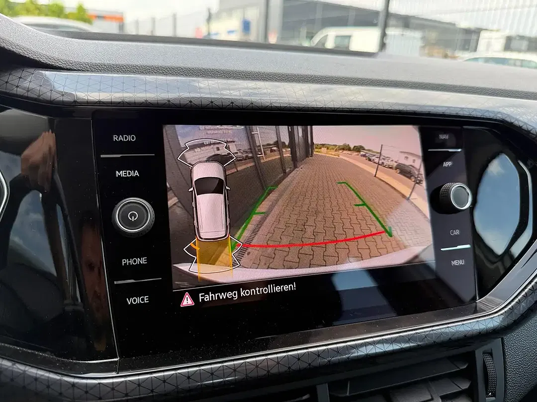 Volkswagen T-Cross - Thumbnail 13