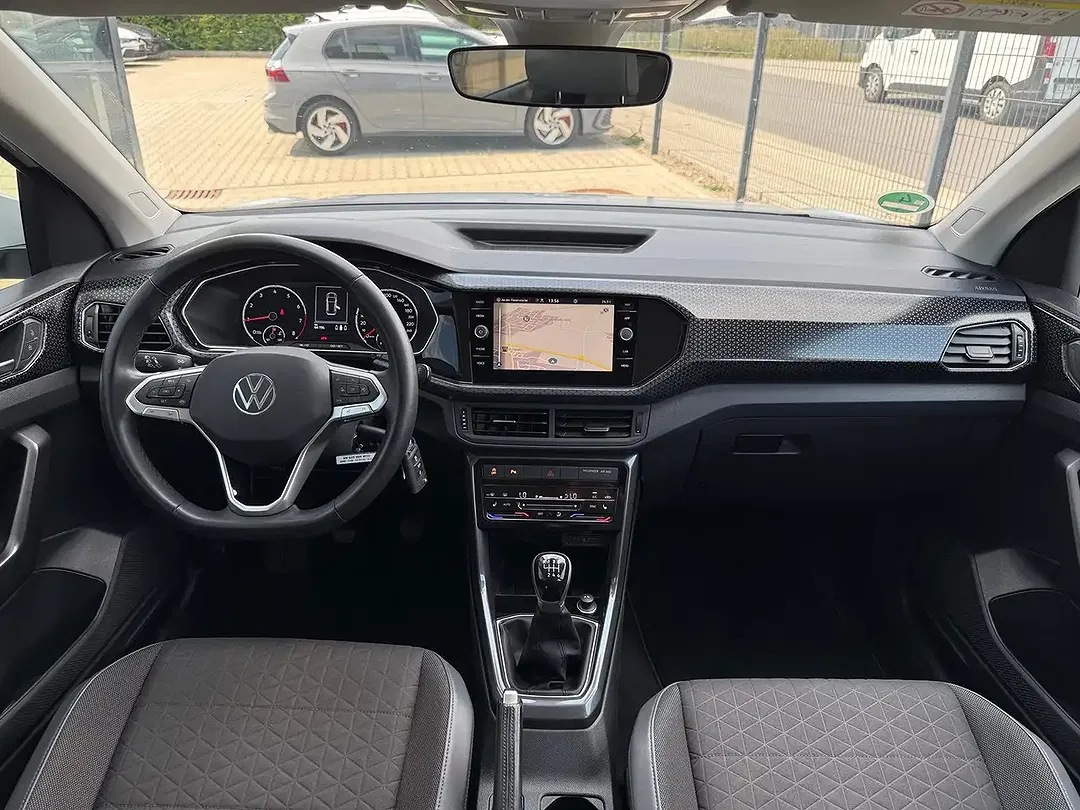 Volkswagen T-Cross - Thumbnail 8