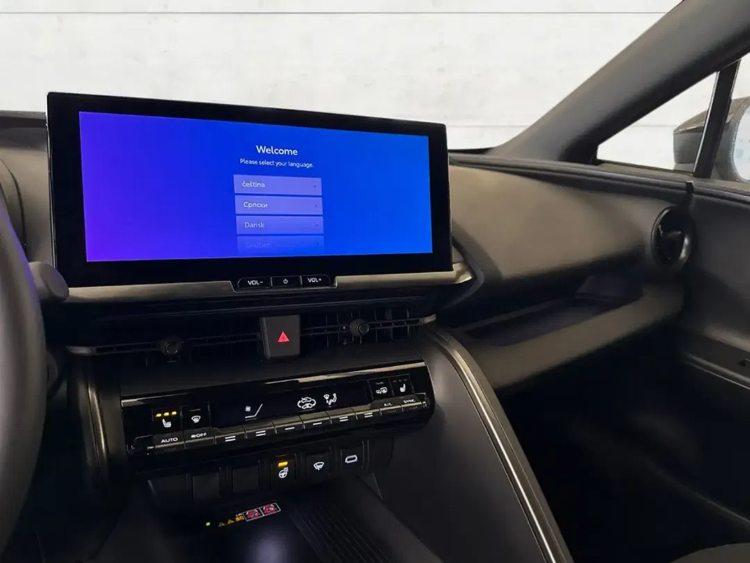 Toyota C-HR - Thumbnail 11