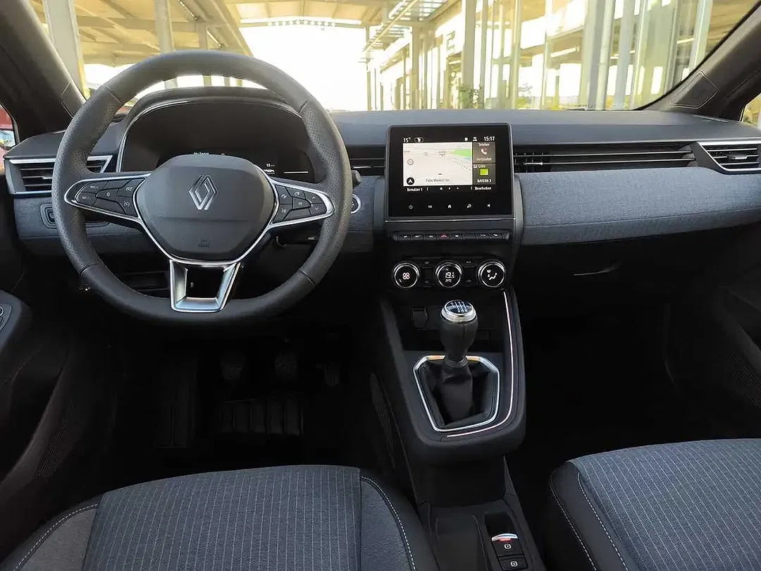 Renault Clio - Thumbnail 13