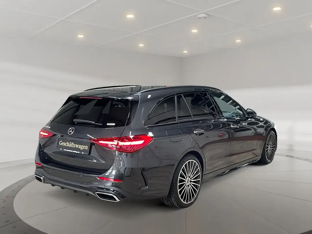 Mercedes-Benz C 300 - Thumbnail 2