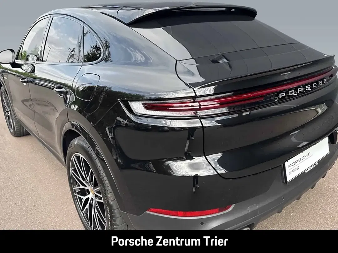 Porsche Cayenne - Thumbnail 10