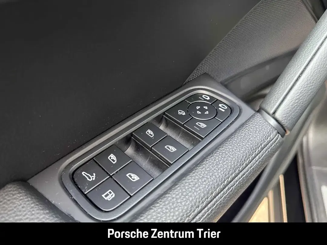 Porsche Cayenne - Thumbnail 22