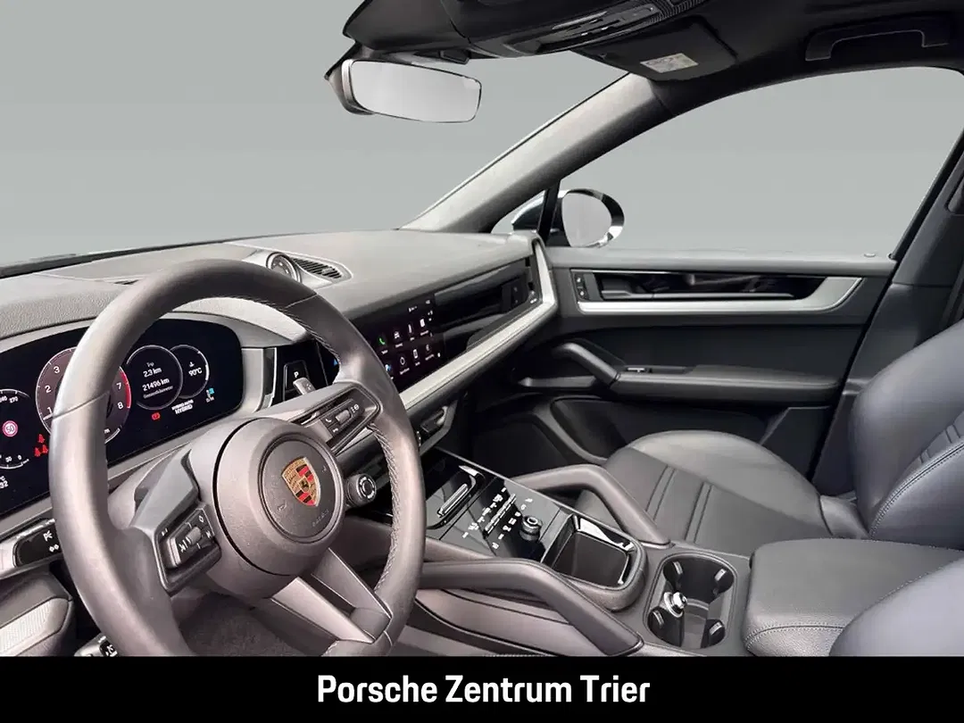 Porsche Cayenne - Thumbnail 4