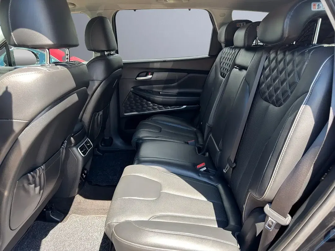 Hyundai SANTA FE - Thumbnail 10
