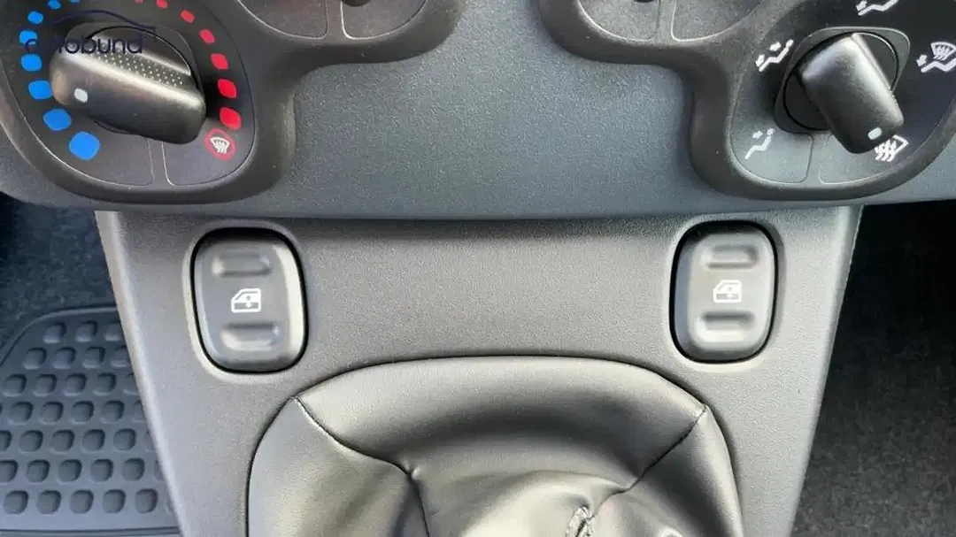 Fiat Panda - Thumbnail 11