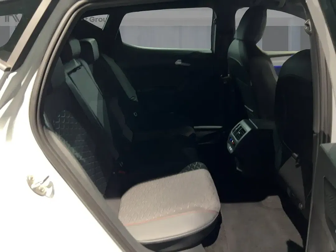 SEAT Leon - Thumbnail 8