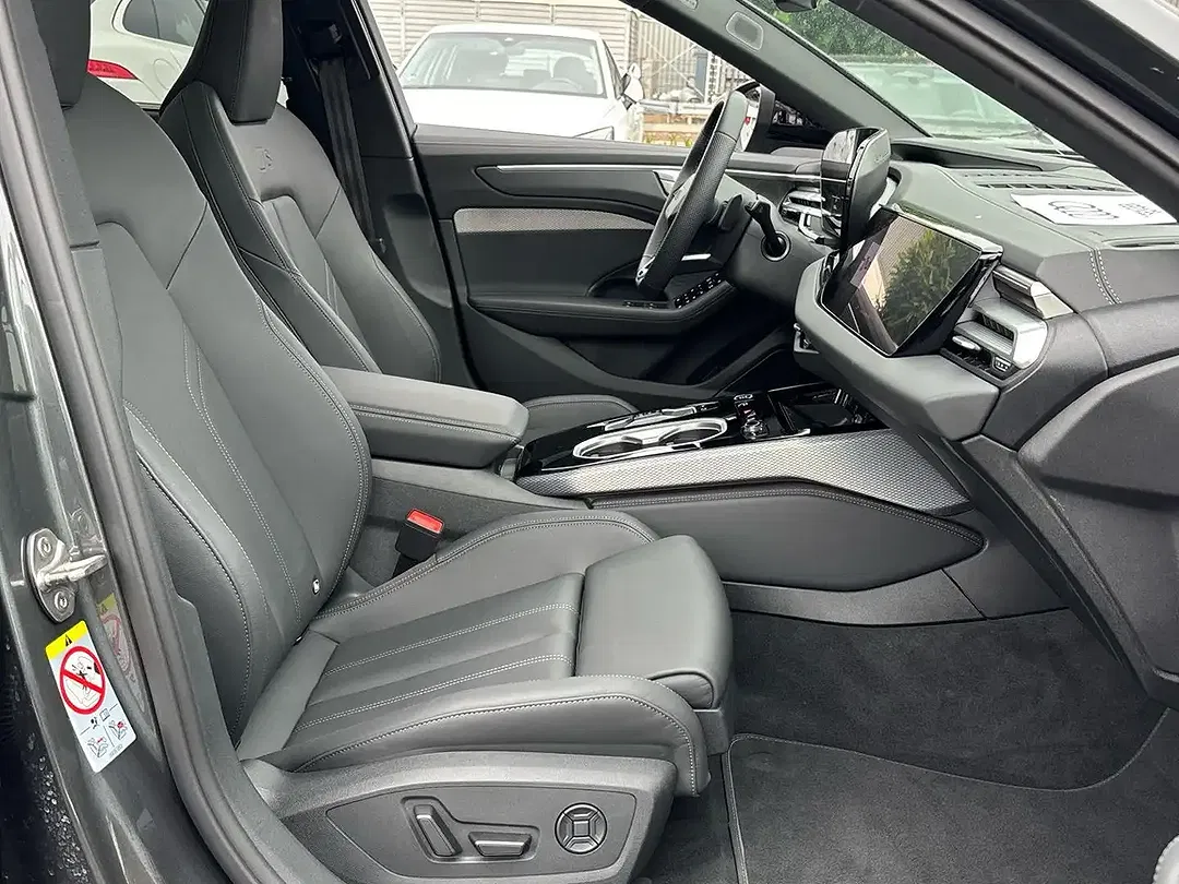 Audi A6 - Thumbnail 9