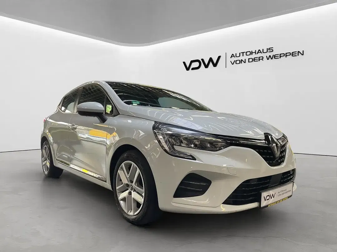 Renault Clio - Thumbnail 10
