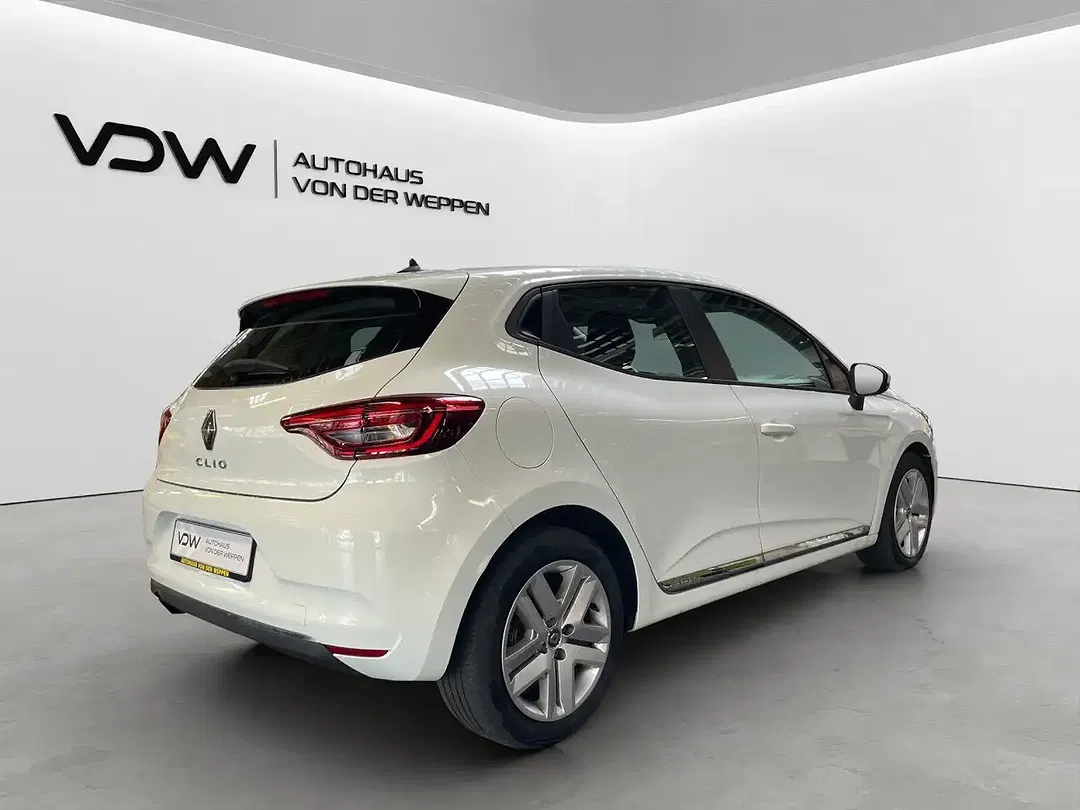 Renault Clio - Thumbnail 8
