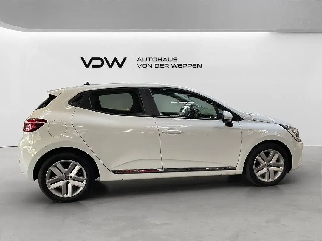 Renault Clio - Thumbnail 9