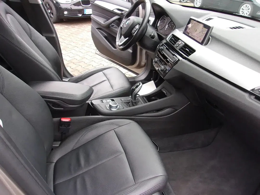 BMW X1 - Thumbnail 13