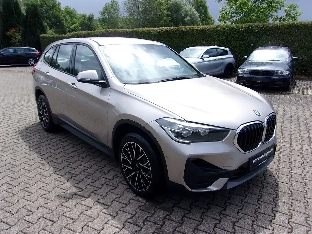BMW X1 - Thumbnail 5