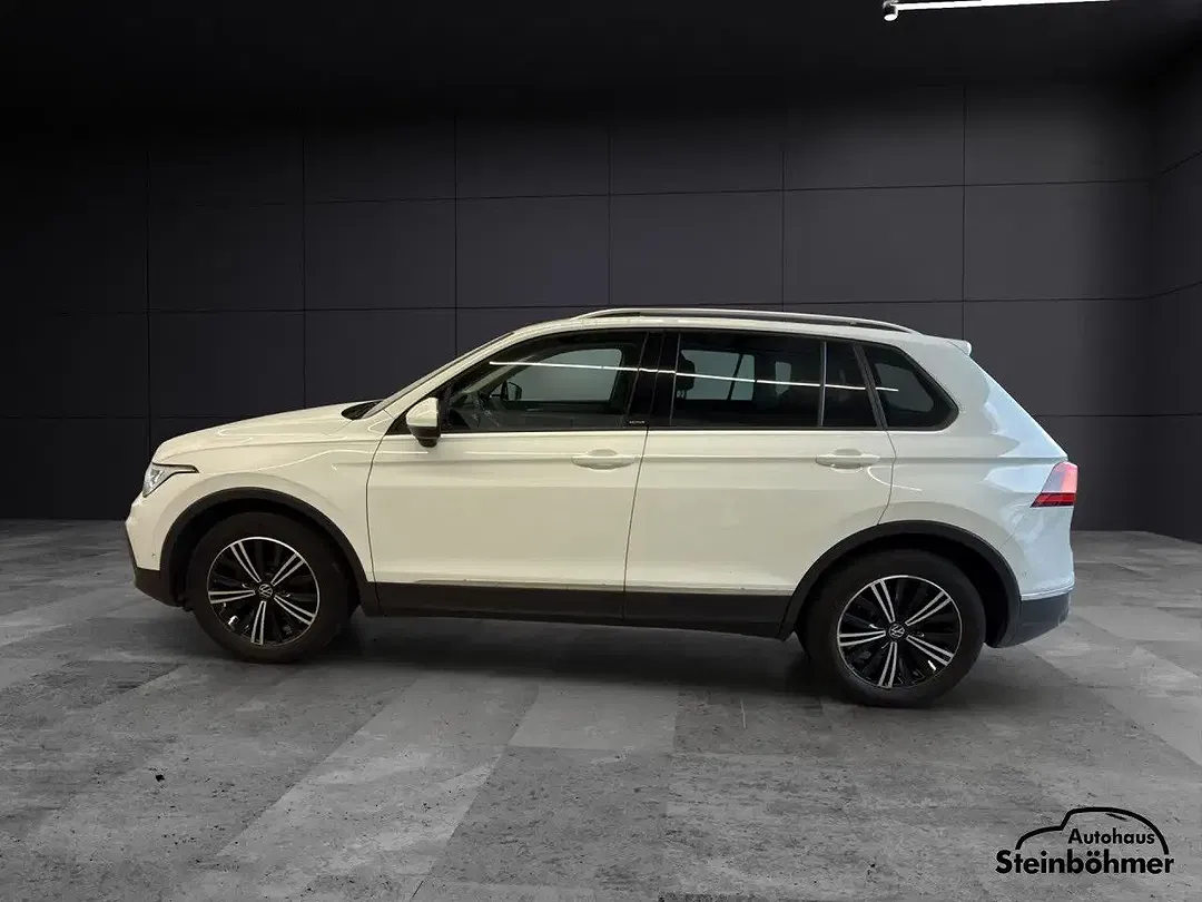Volkswagen Tiguan - Thumbnail 2