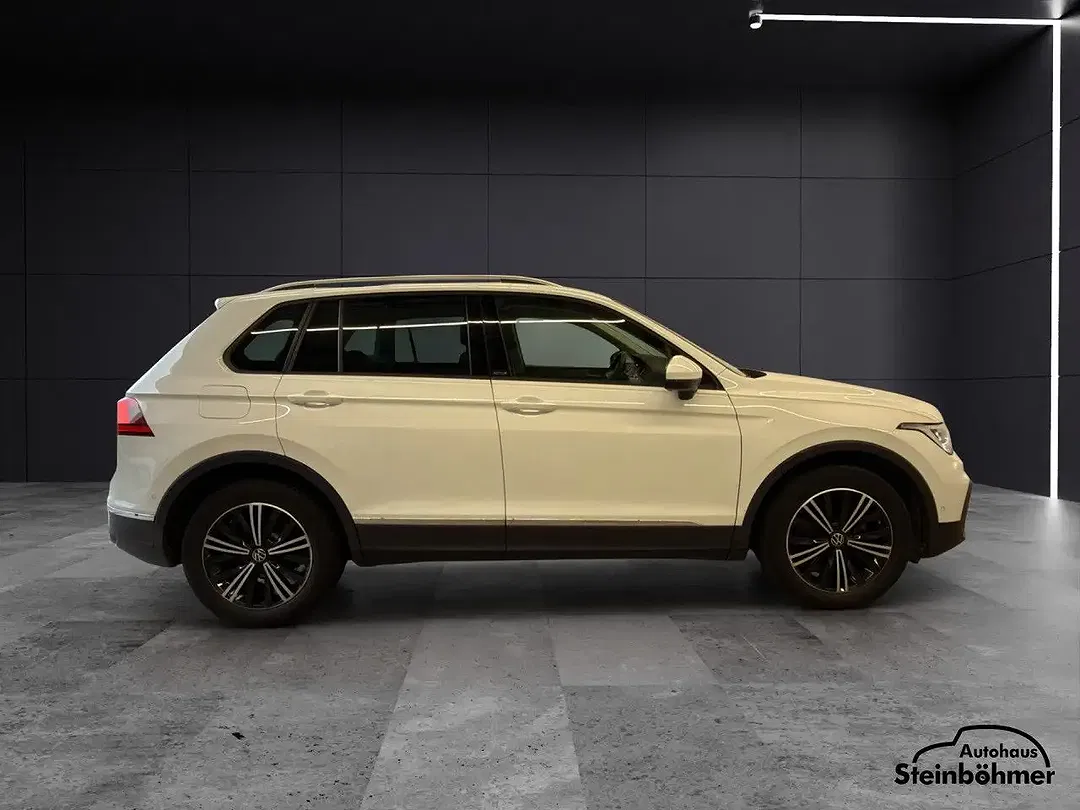 Volkswagen Tiguan - Thumbnail 8