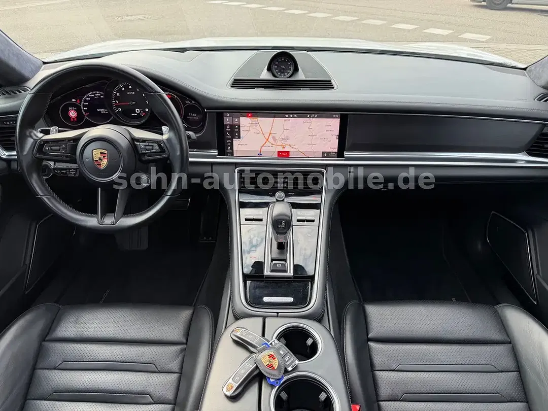 Porsche Panamera - Thumbnail 12