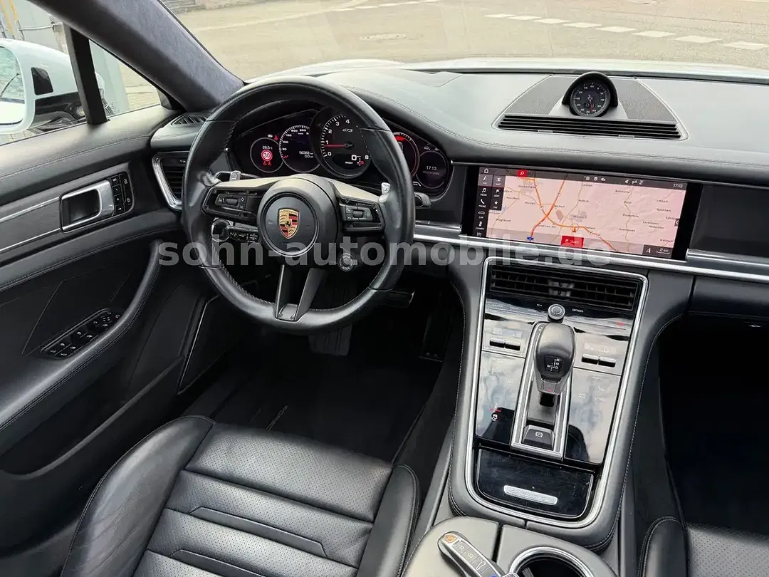 Porsche Panamera - Thumbnail 13