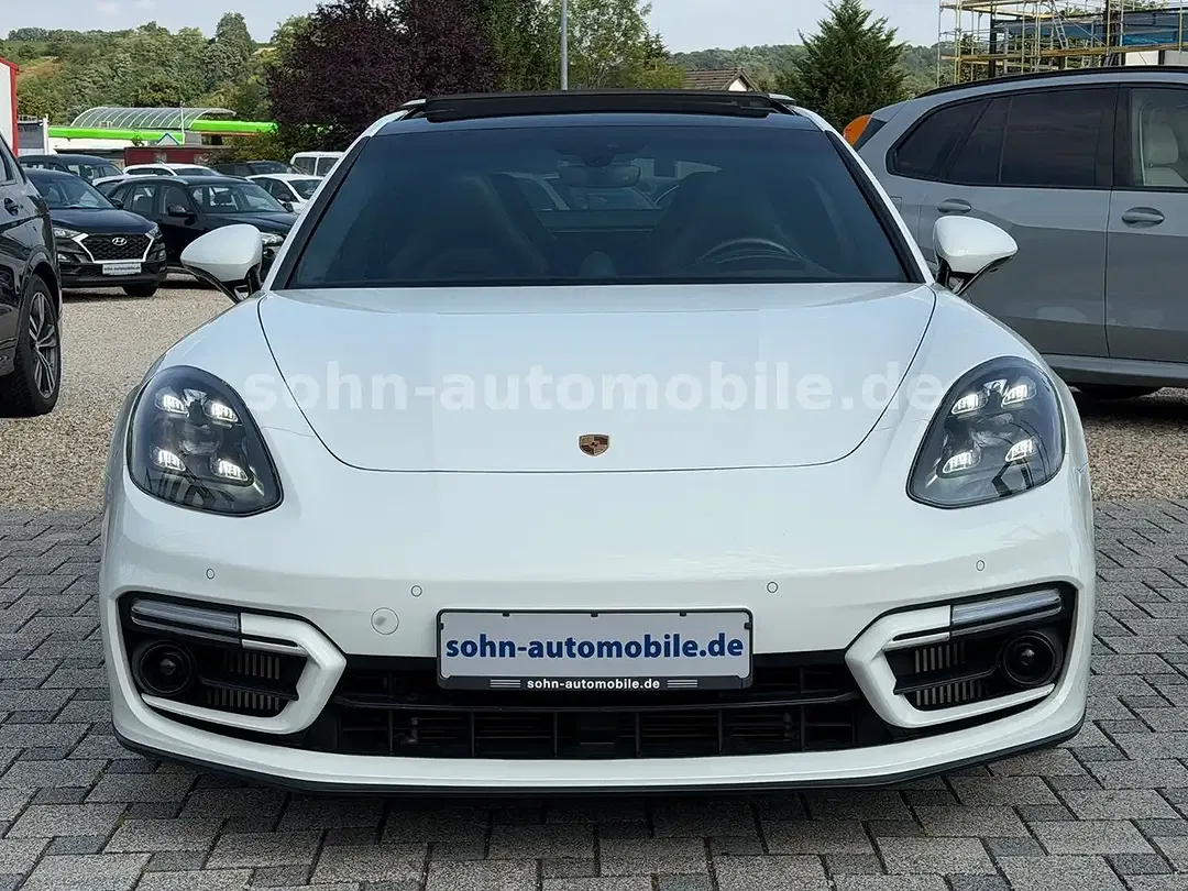 Porsche Panamera - Thumbnail 7