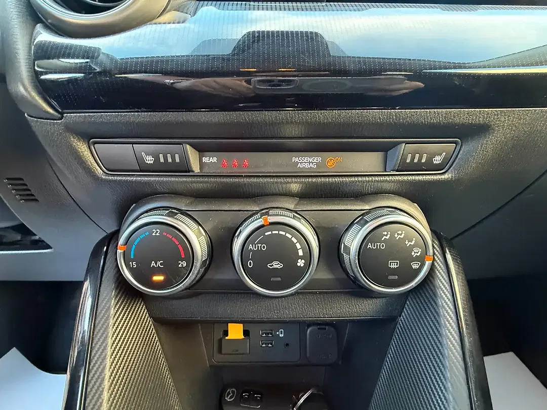 Mazda 2 - Thumbnail 12
