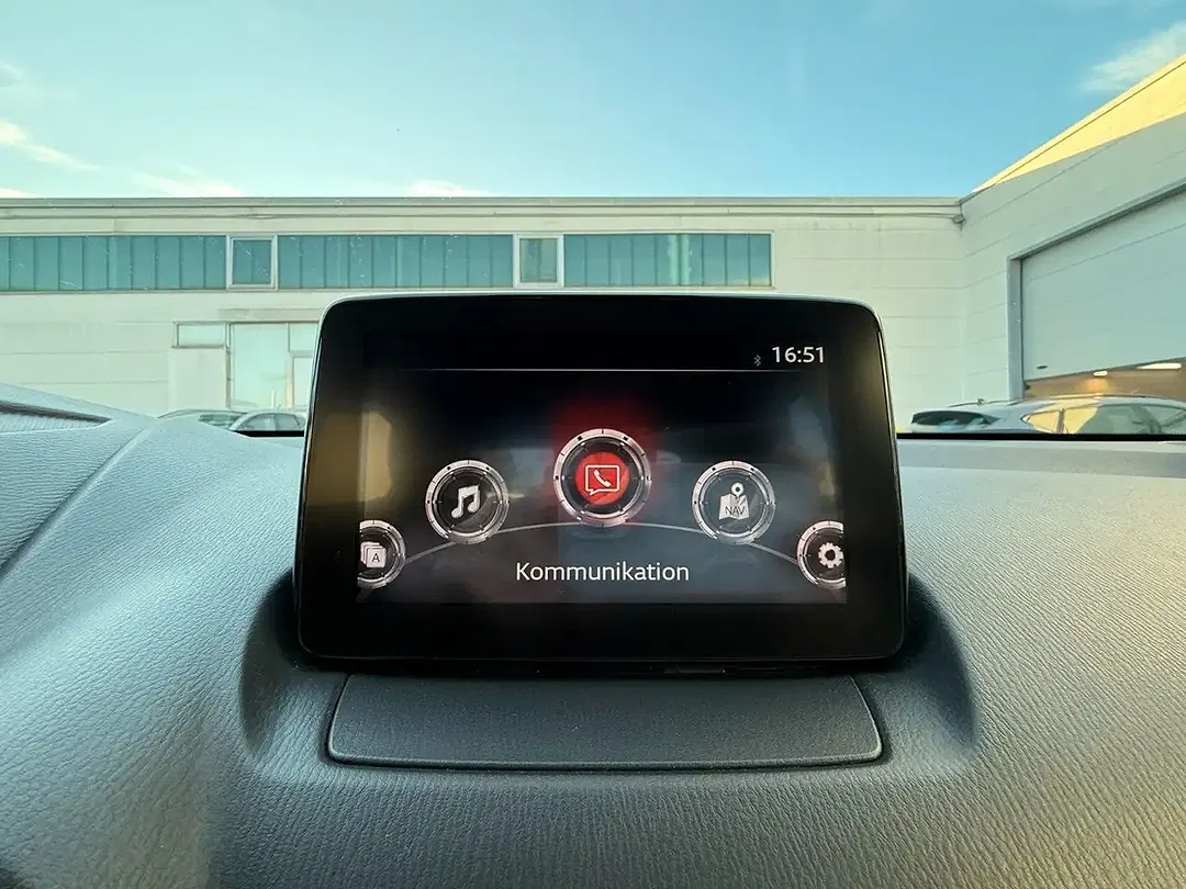 Mazda 2 - Thumbnail 13